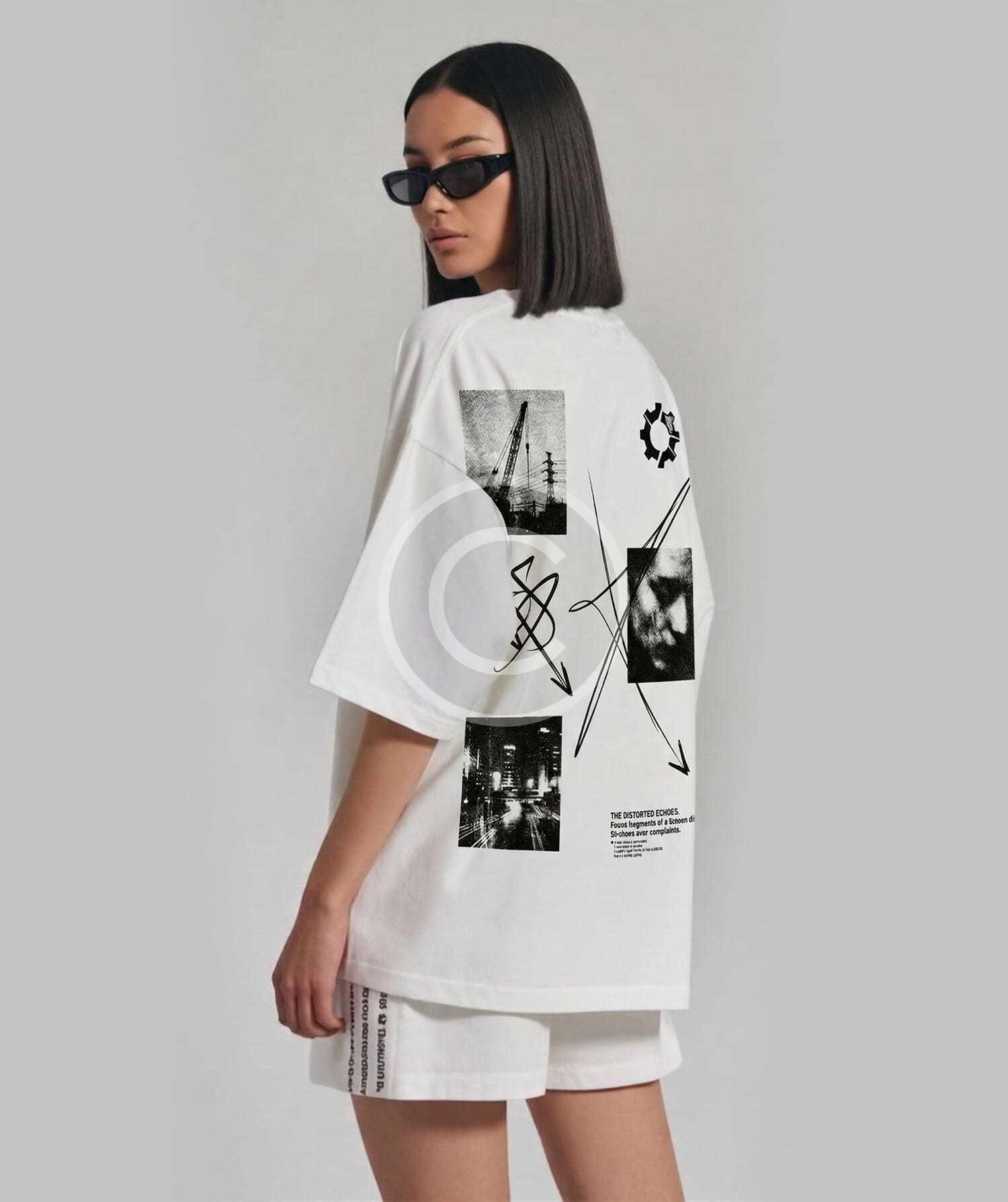 Distorted echoes art tee - Imagen 2